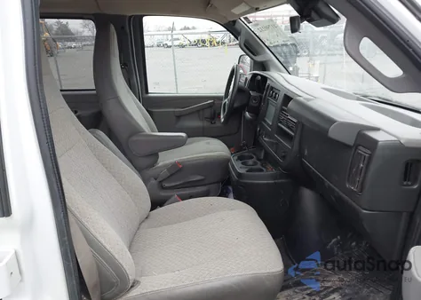 2020 Chevrolet Express Passenger Rwd 3500 Extended Wheelbase Lt из США, поврежденный, VIN 1GAZGPFG5L1159202